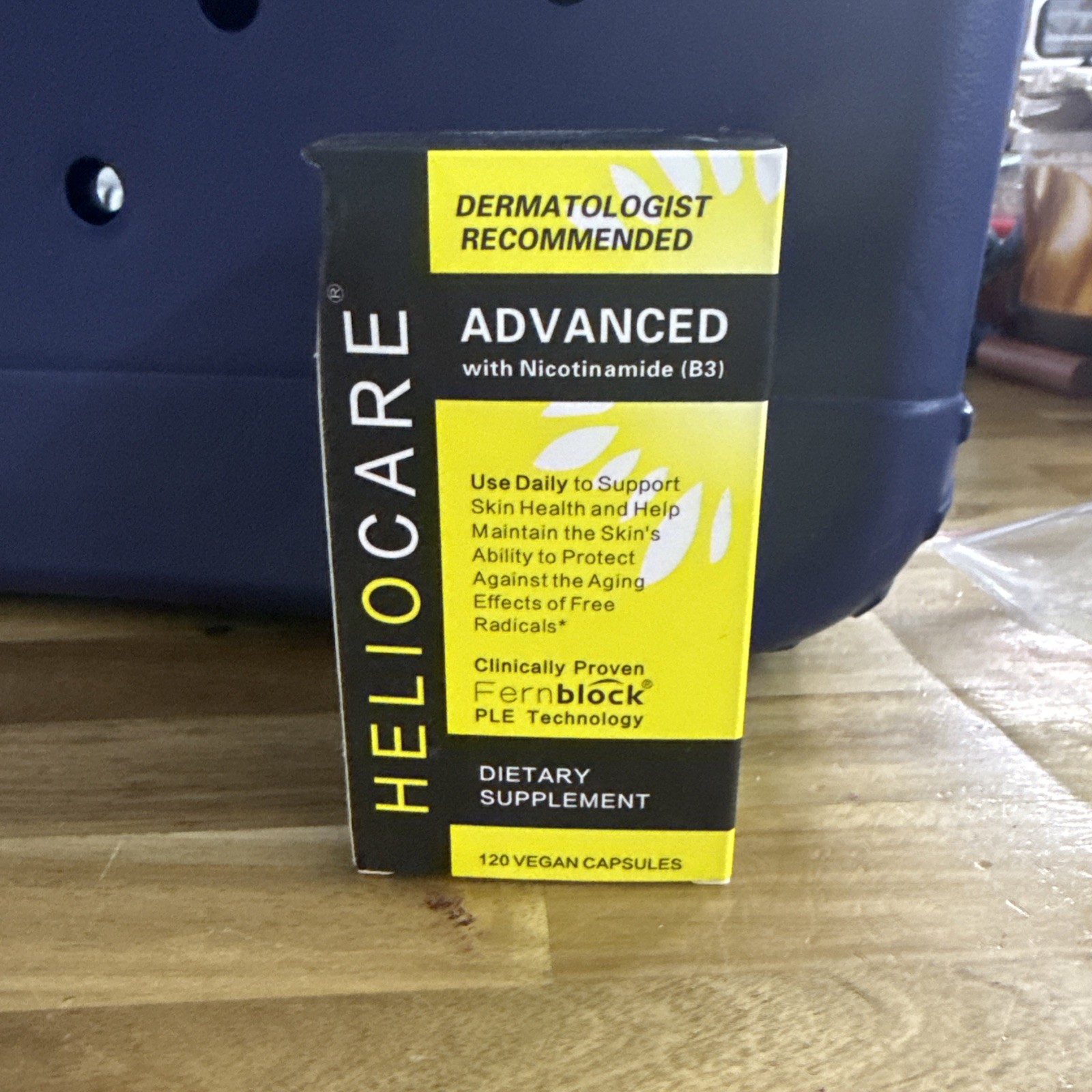 heliocare advanced 120 Vegan Capsules Exp 01/26