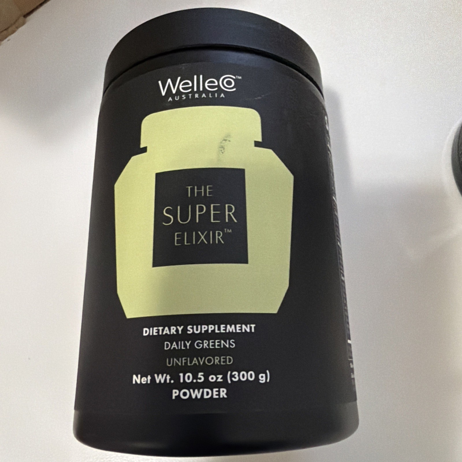 WelleCo The Super Elixir EXP 09/27 /26, Daily Greens Powder with Probiotics,