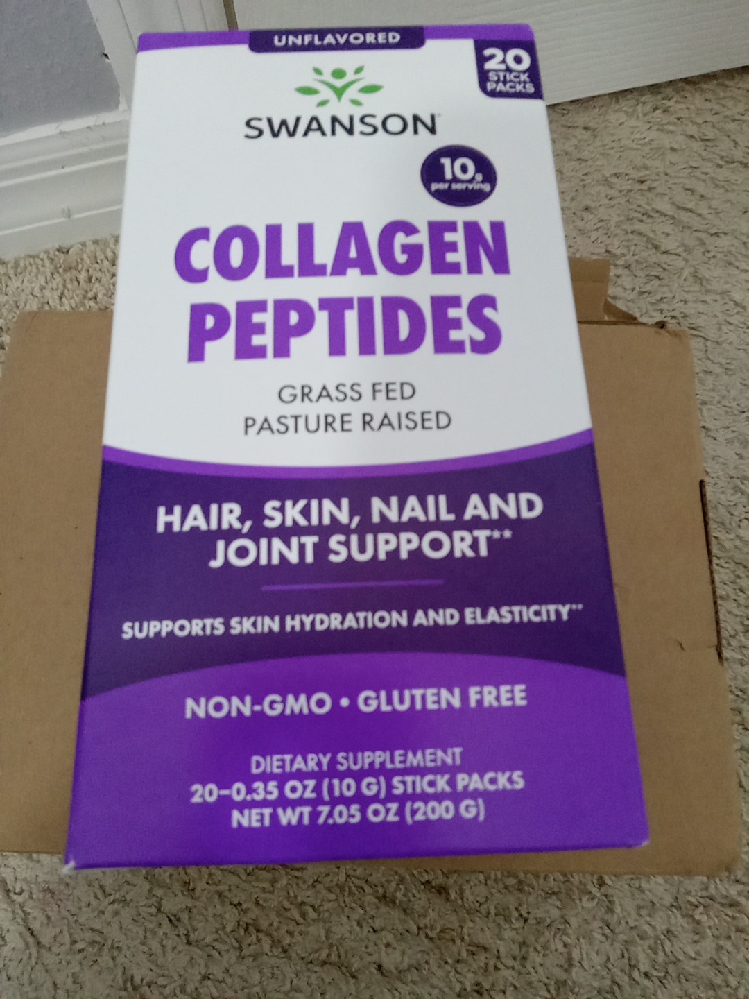 New Swanson Collagen Peptides, Qty 20 packs, 2 boxes. Boxes dented some by USPS