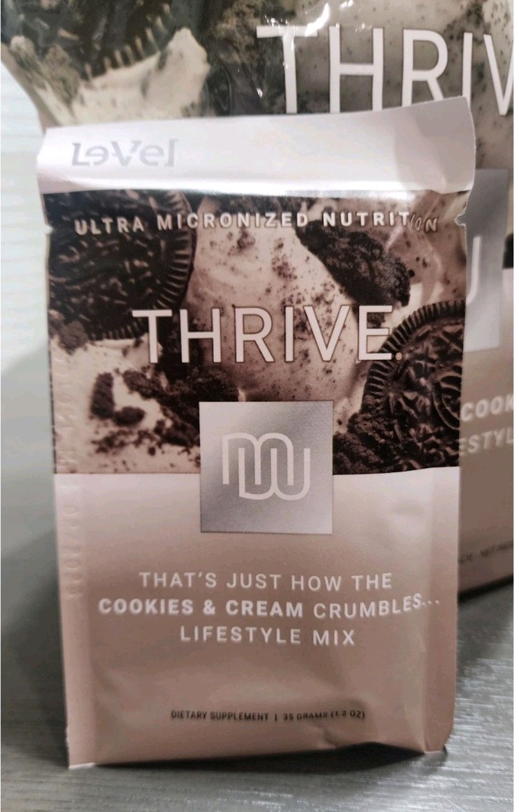 16ct Thrive Cookie and Cream Lifestyle Mix protein shake MFG 02/2025