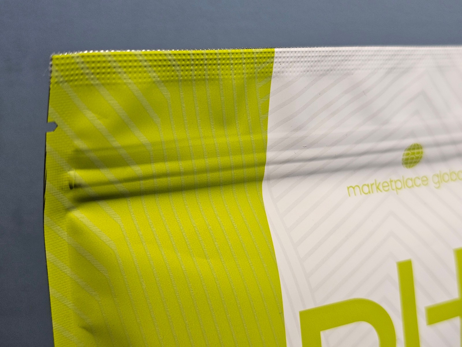 Marketplace Global pHit Berry Burst 30 Snap Packs – New / Sealed! Exp 5/2027