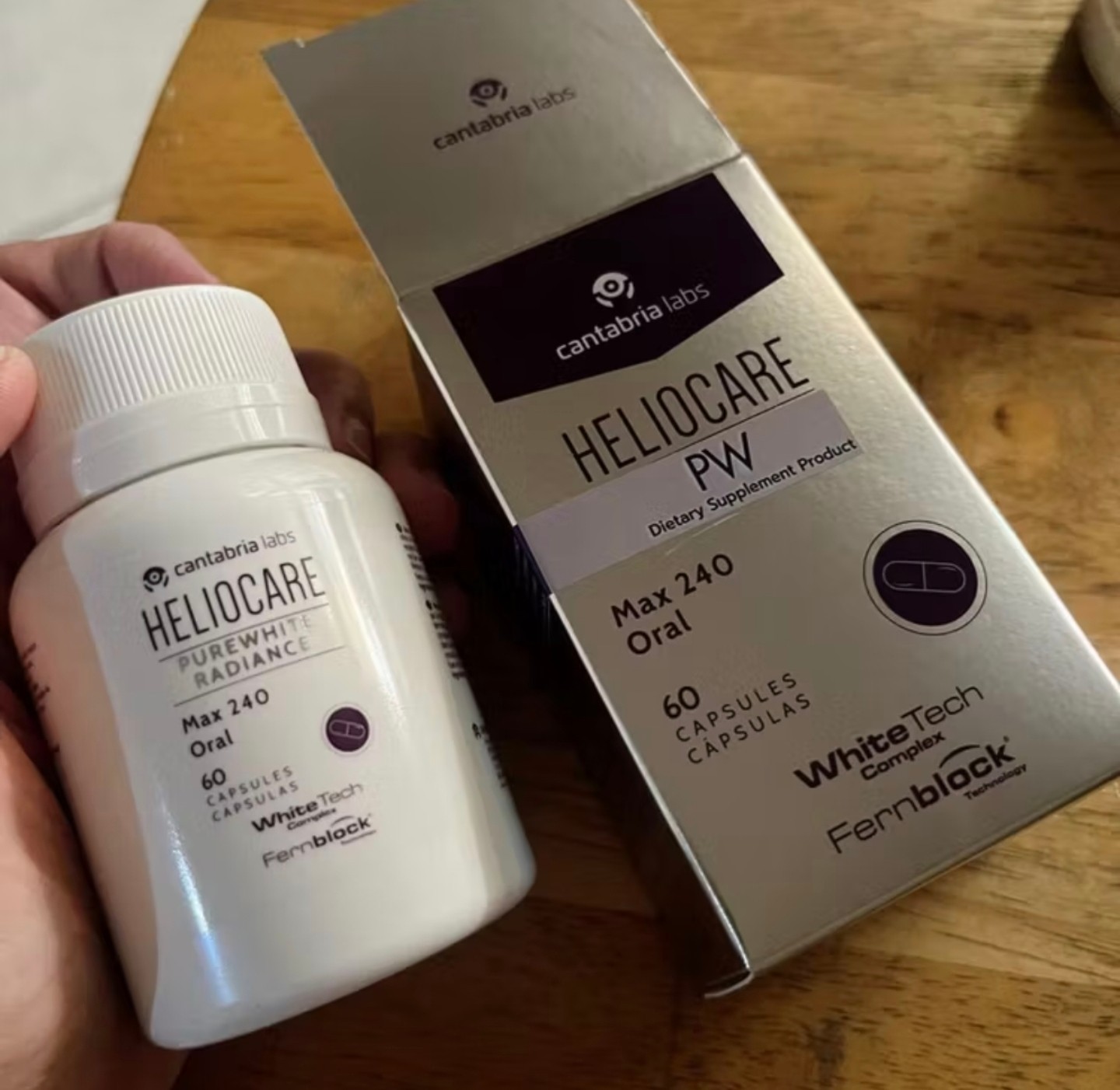 HELIOCARE PureWhite Radiance 60 Capsules Max 240 UV Protection Repair Pomegranat