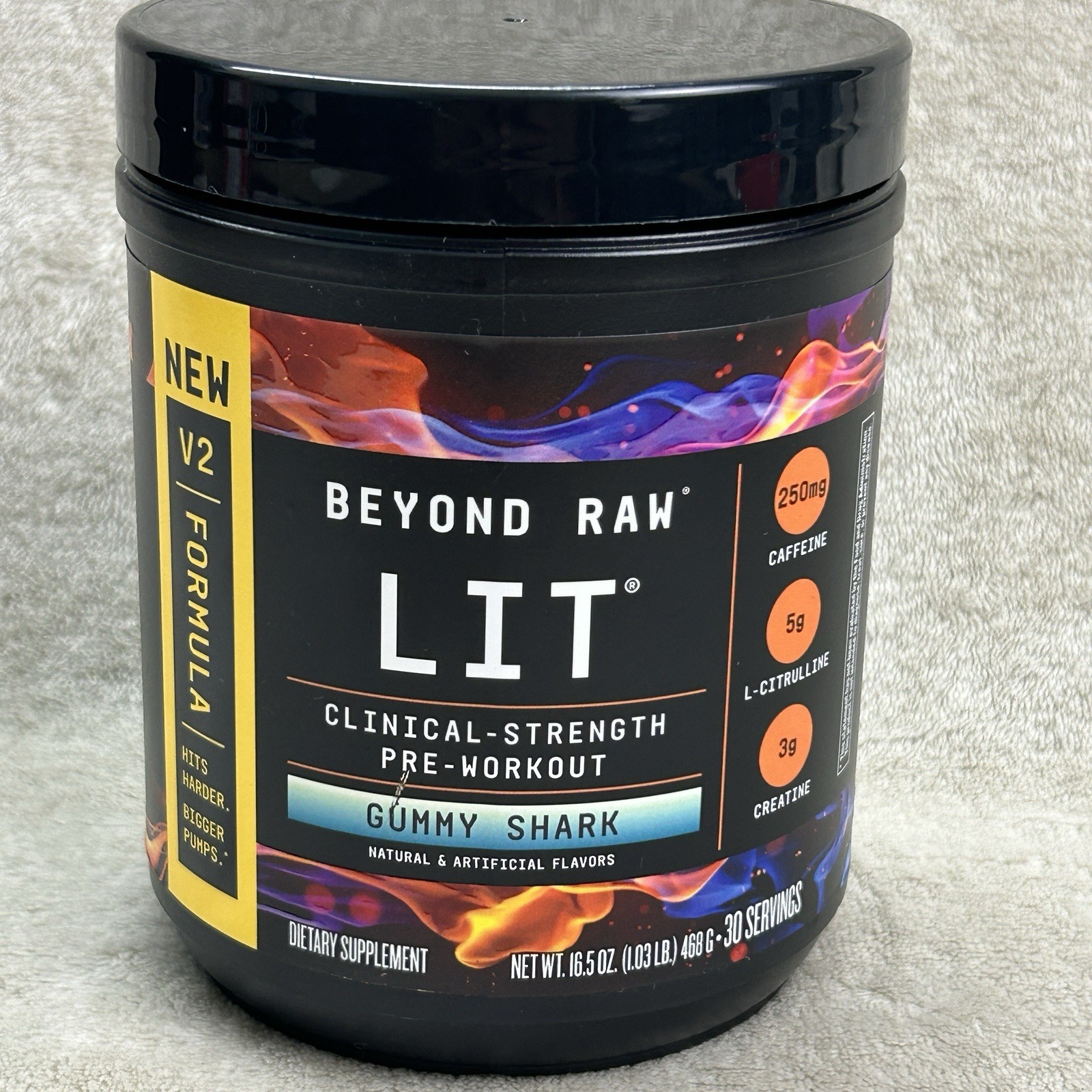 BEYOND RAW LIT Pre-Workout Clinical Strength Powder 30 Servings Gummy Shark