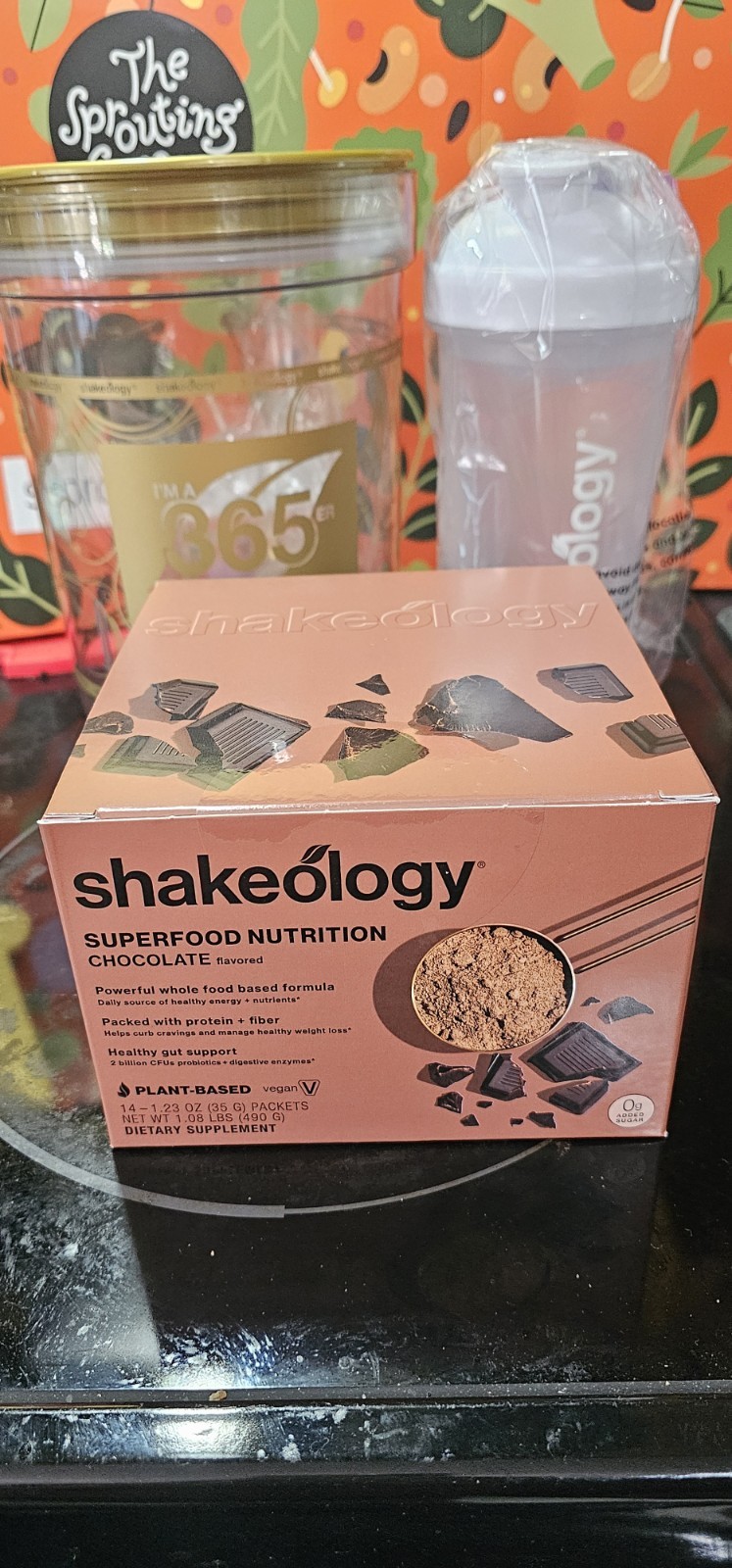 Shakeology Chocolate Protein (14 packets) New Plant-Based Vegan Powder Shake Cup