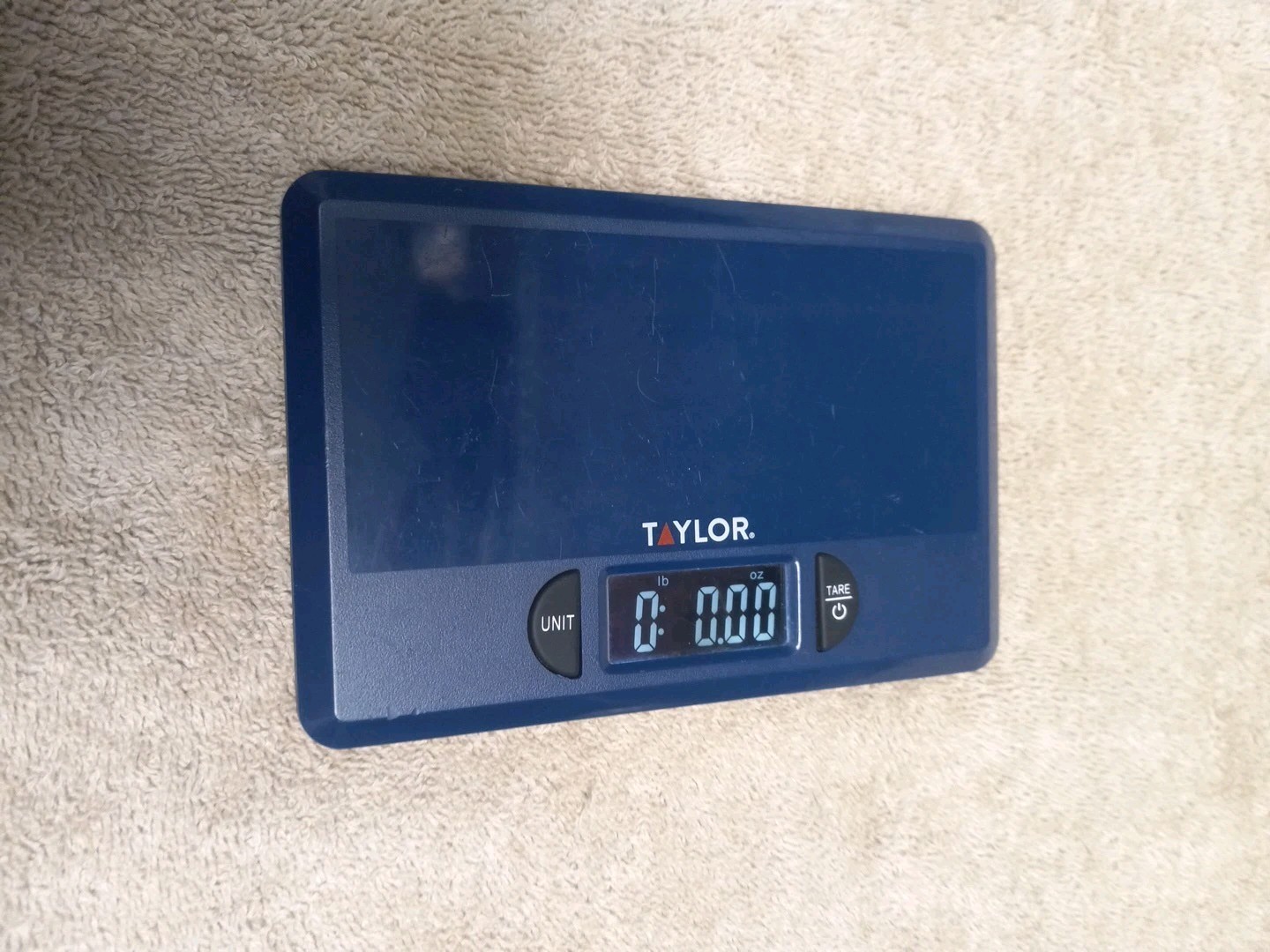 Mini TAYLOR SCALE – 4.4LBS – 2000G, 2000ML, 68 FL OZ USED