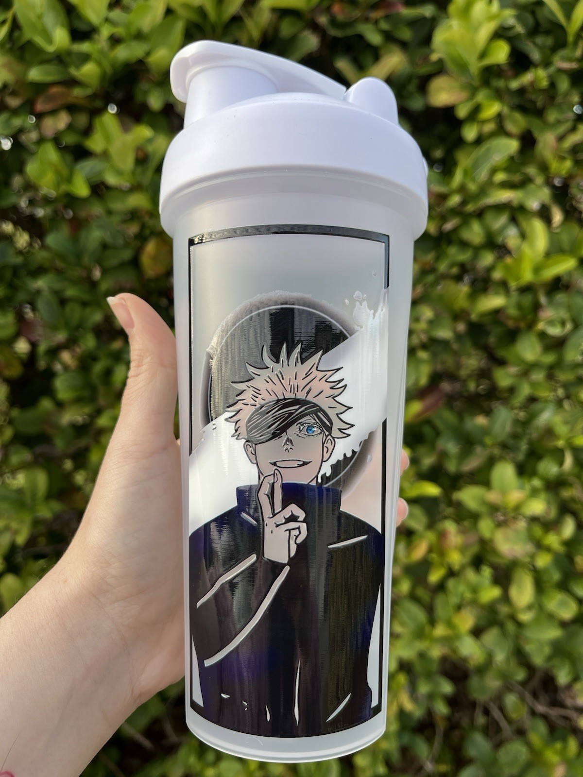 Anime Theme Satoru Gojo Plastic Shake Bottle 24oz Screw-on Lid White Clear Black