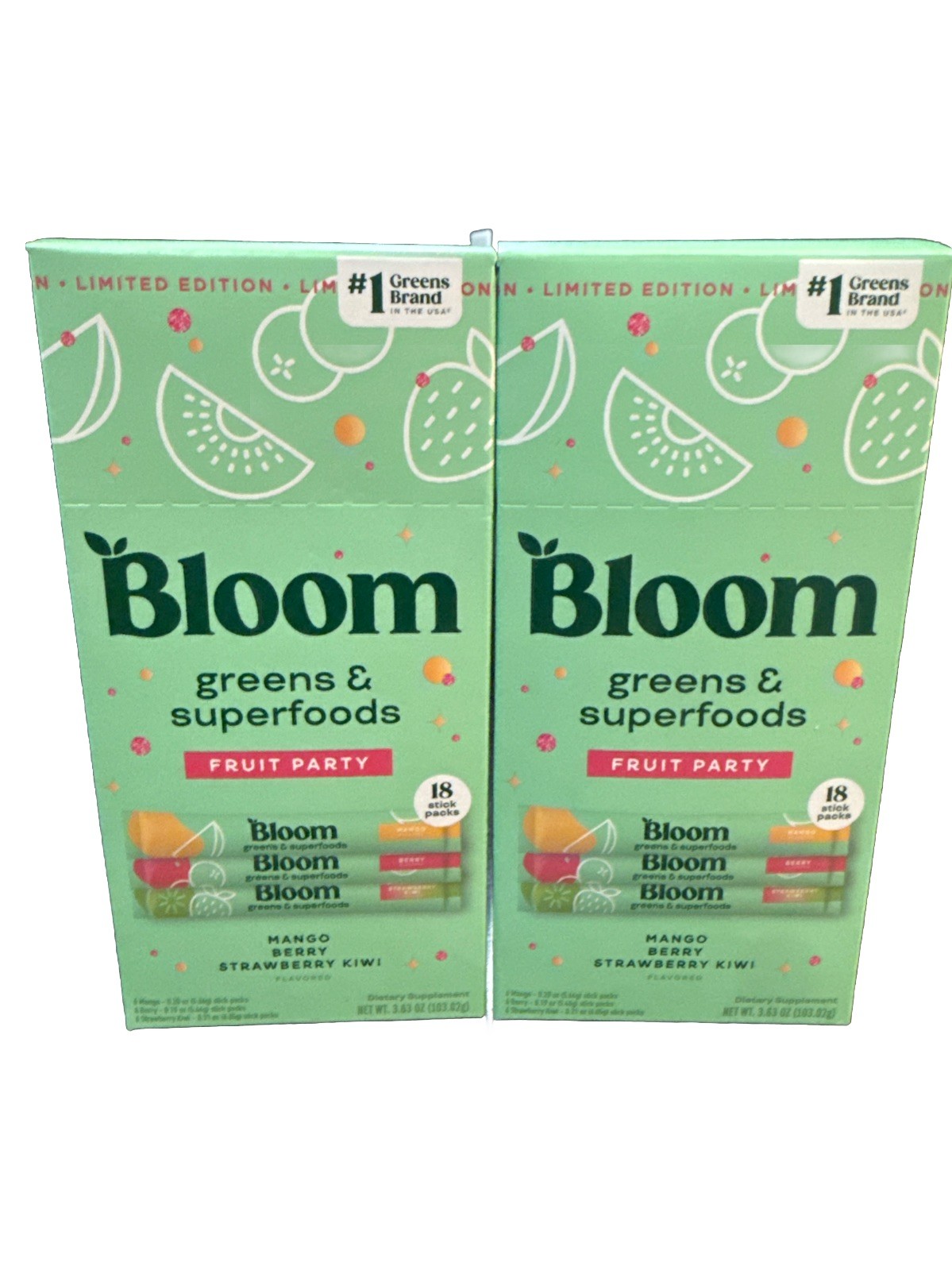2 Bloom Nutrition Greens and Superfoods Mango ,berry,Kiwi Strawberry 36pk 6/26