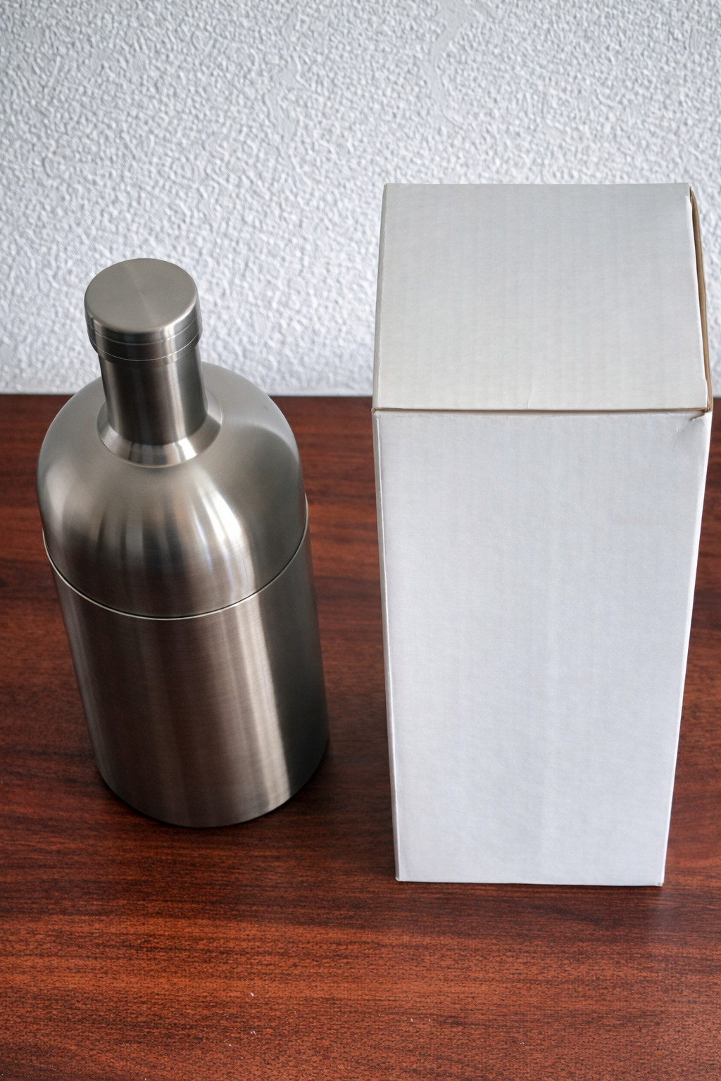Cosmopolitan Hotel Casino Las Vegas Shaker Bottles Stainless Steel NEW with logo