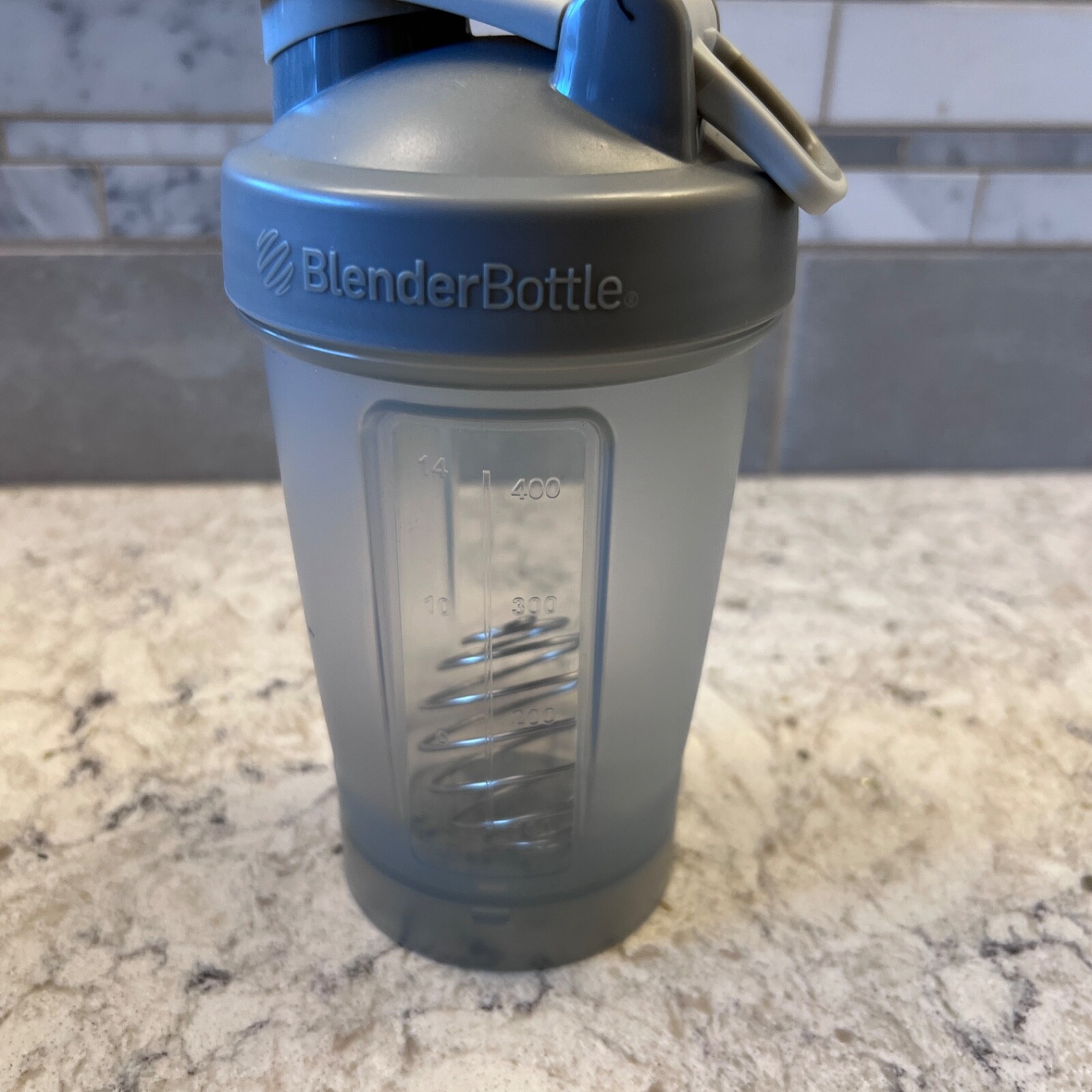New Gray Blender Bottle 20 oz