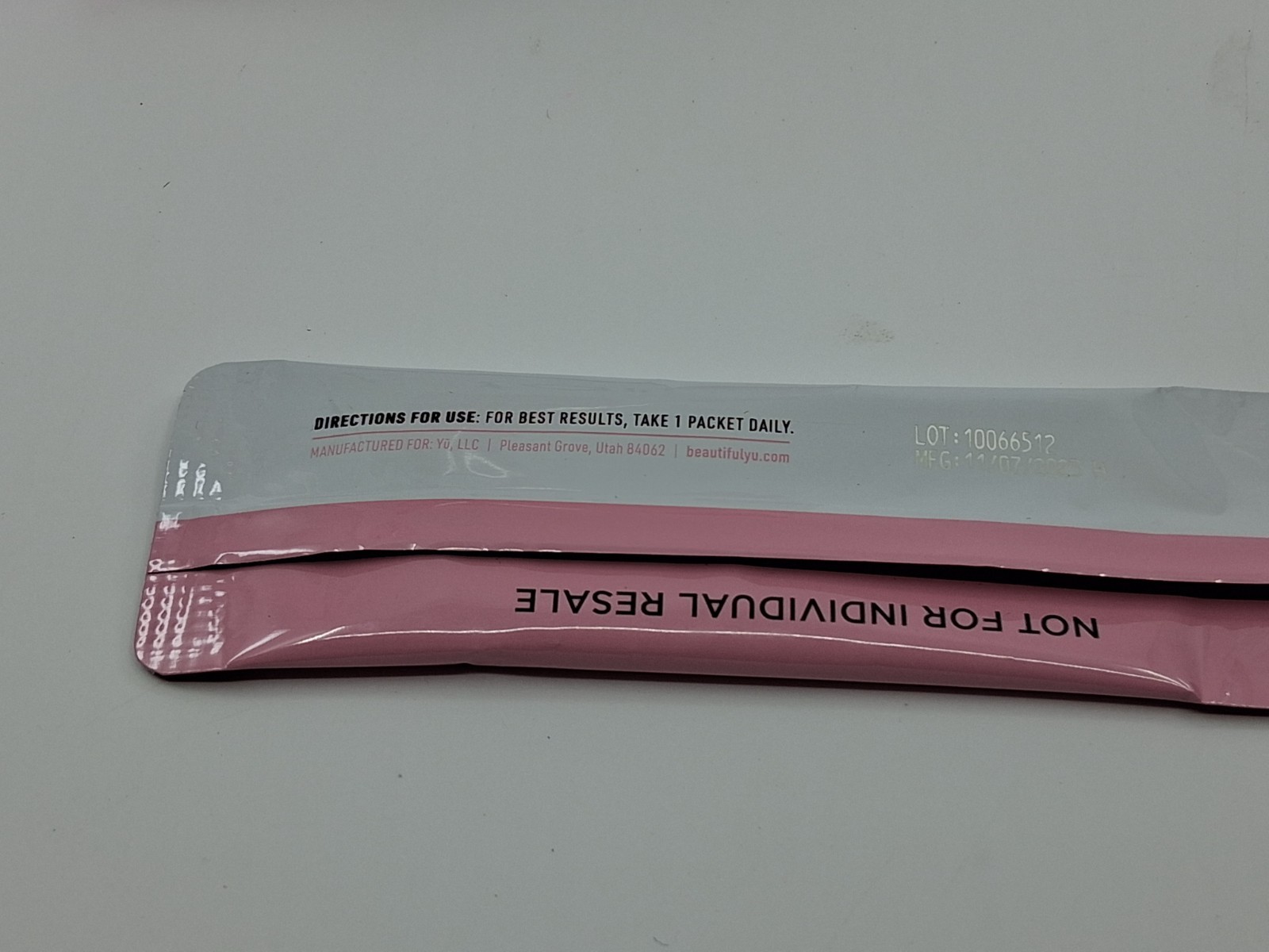 Yu Total Hormone Balance Aronia Berry 30 packs open box EXP 11/2026