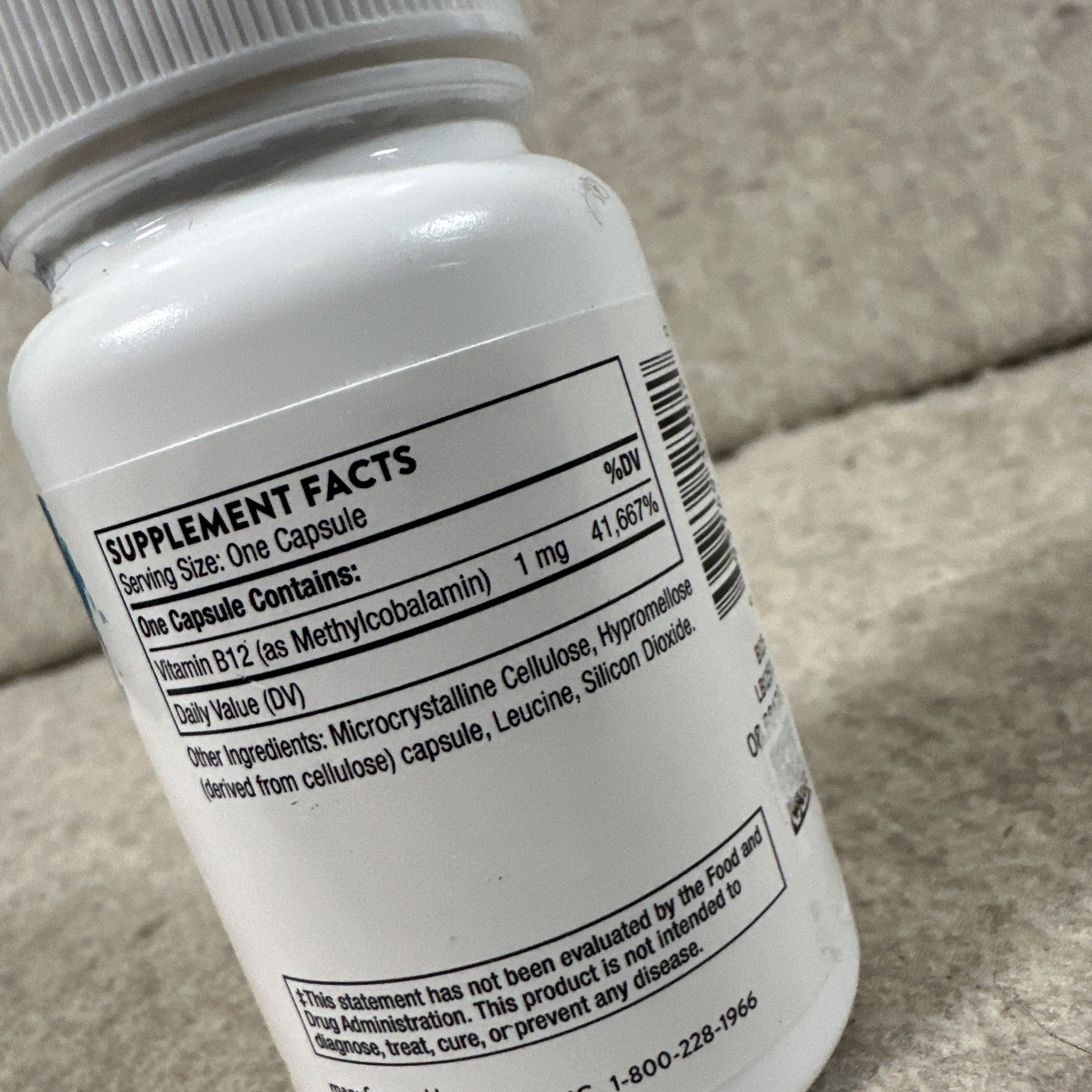 VITAMIN B12 ( 60 CAPSULES ) Sealed by Thorne • EXP : 05/2028 GLUTEN FREE