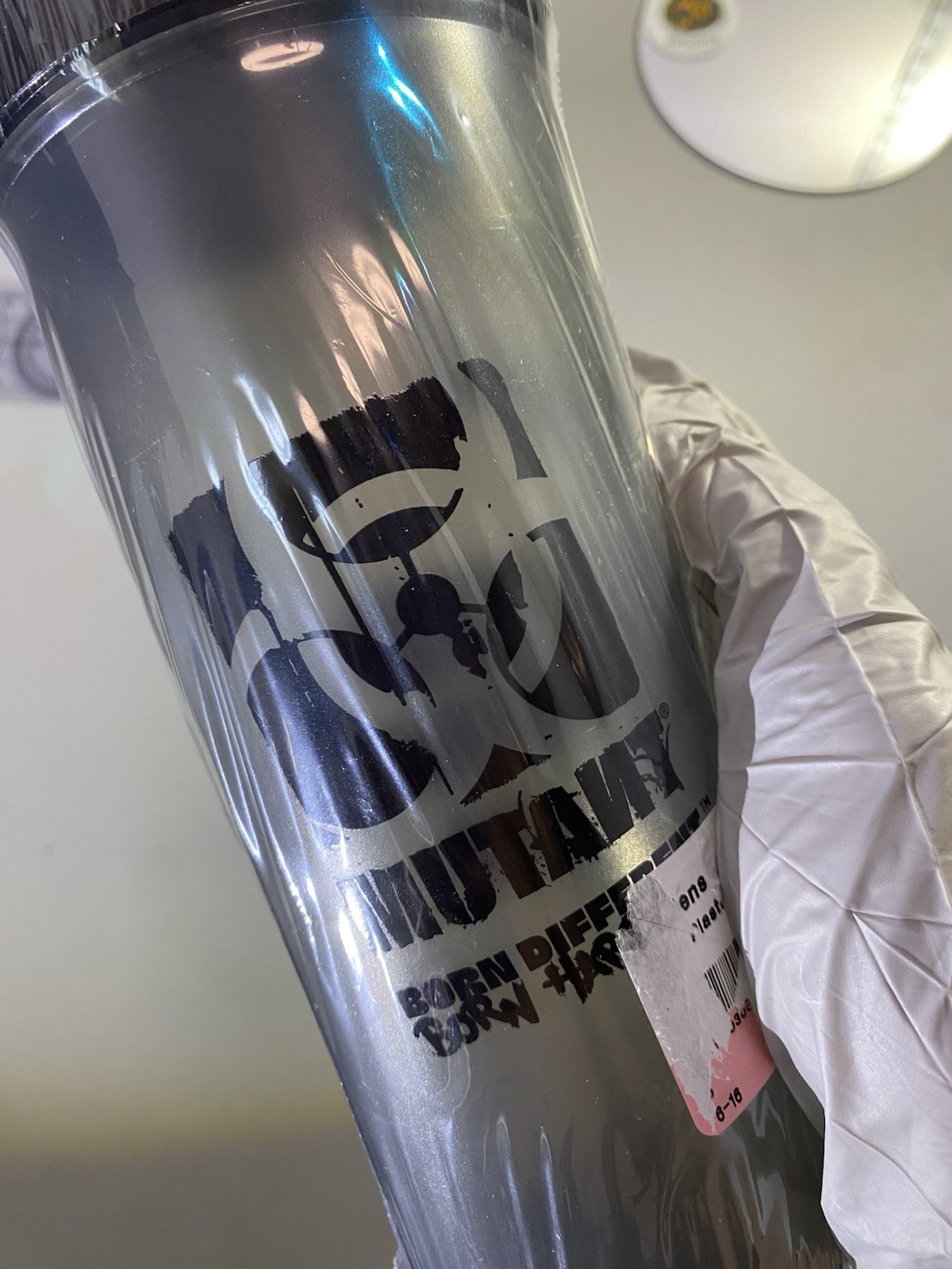 Mutant Born Hardcore Deluxe Shaker Cup 1000 ml Grey