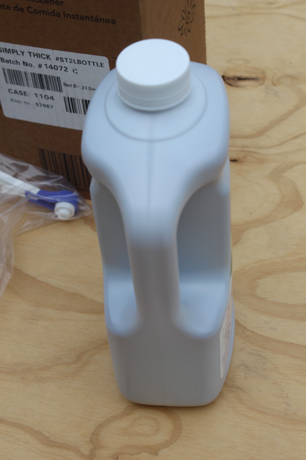 1 Bottle – SimplyThick EasyMix 55oz / 1.6L ST2LBOTTLE Food Thickener – DEC 2026