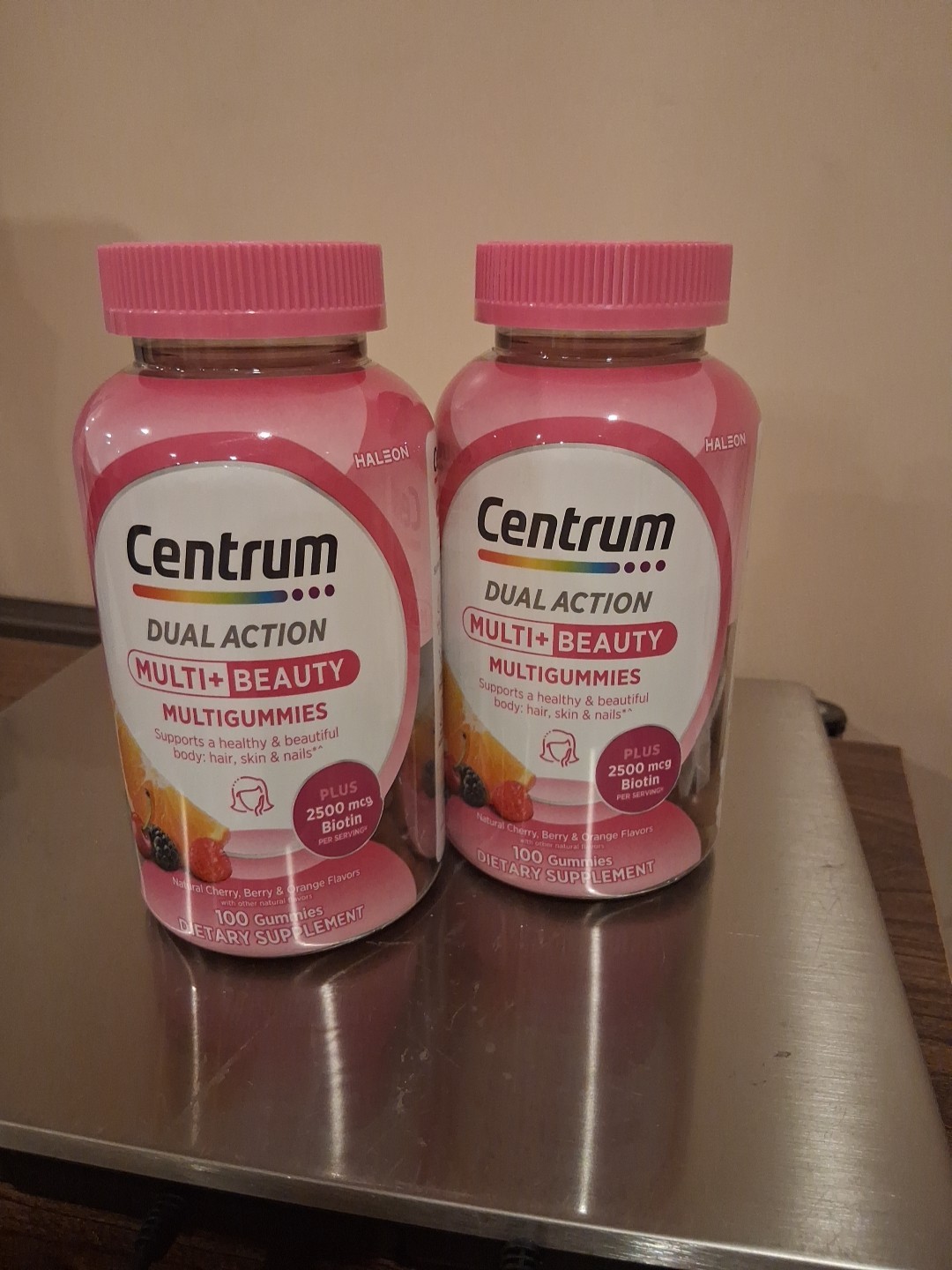 Centrum MULTI+BEAUTY Multi Gummies,Natural Cherry, Berry & Orange,100Ct PK OF 2