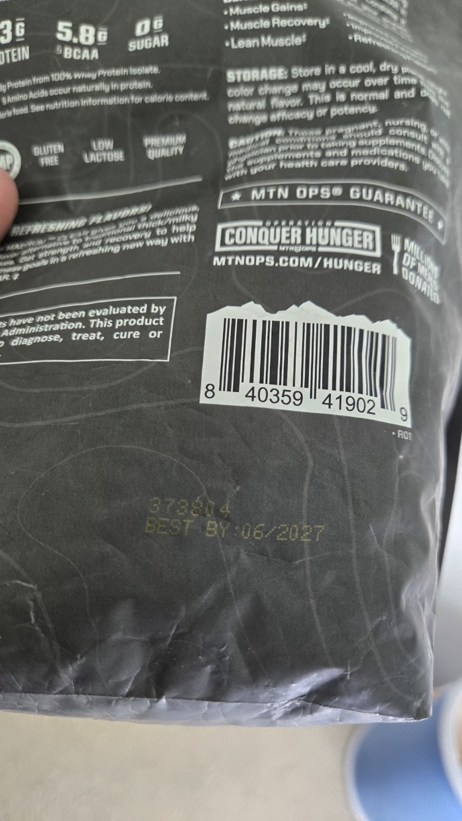 NEW MTN OPS Blue Raspberry Cocnut Clear Protein Powder 23g 20 Servings