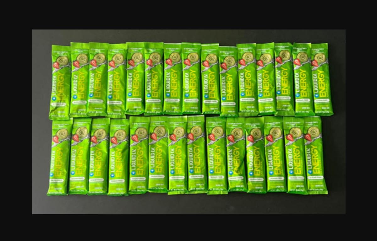 29 Packets Liquid I.V. Energy *12/2027* Strawberry Kiwi, 0.49oz ea