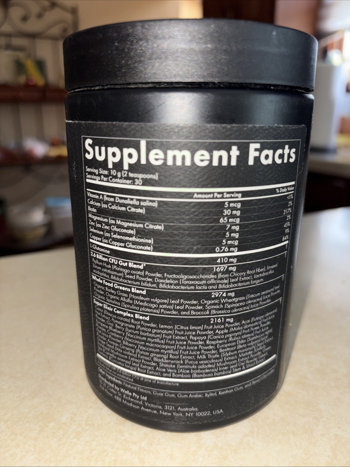 WelleCo The Super Elixir Daily Greens Probiotic Drink Mix Mixed Berry EXP 4/2027