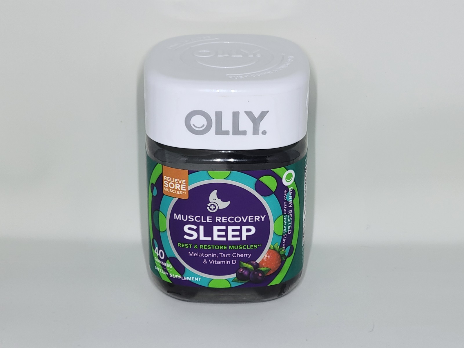 Olly Sleep PLUS Muscle Recovery 40 Berry Rest Gummies Exp October 2025