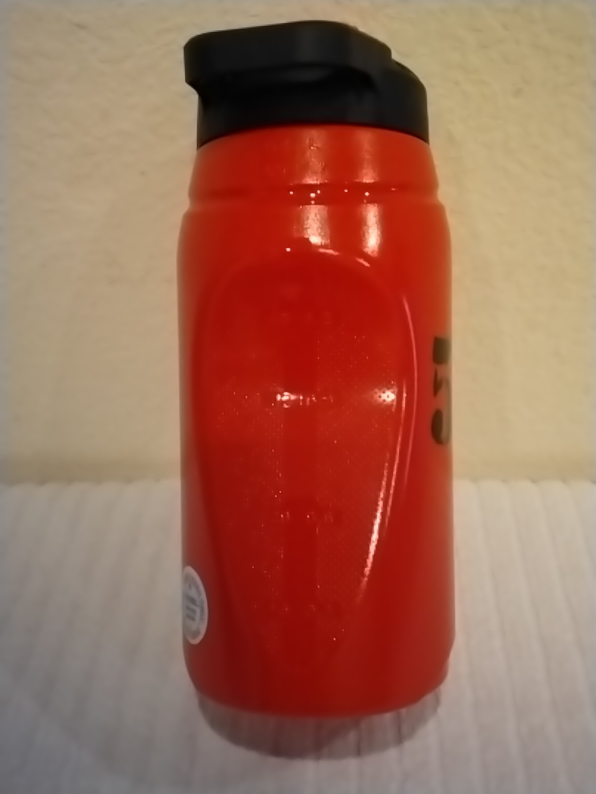 5% Nutrition 64 Oz Sportshaker Bottle