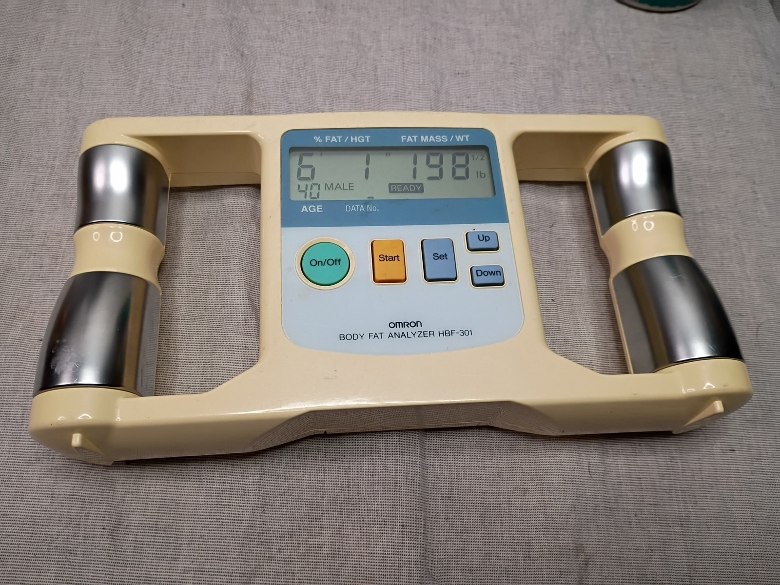 Omron Body Fat Analyzer Model HBF-301 White Fitness