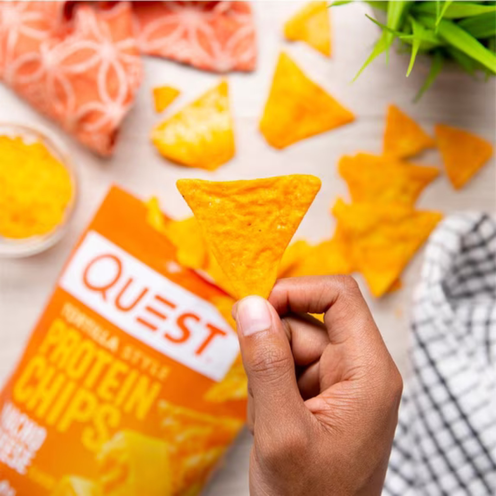 Quest Tortilla Style Protein Chips – Nacho Cheese (8 Bags)