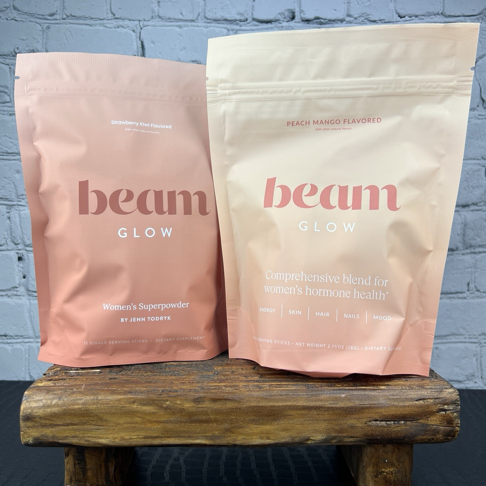 Beam Glow Peach Mango & Strawberry Kiwi Hormone Support Powder 15 Sticks Per Bag