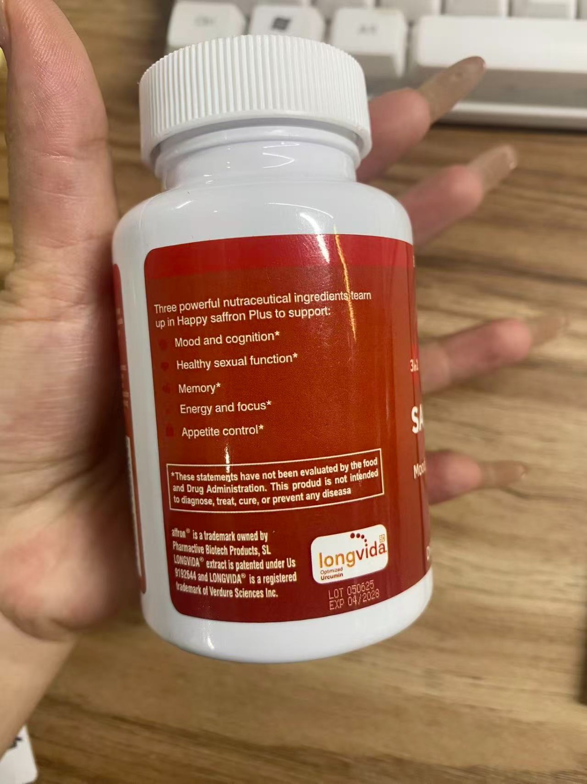 3PCS Happy Saffron Enhanced Version, contains saffron extract, curcumin and zinc