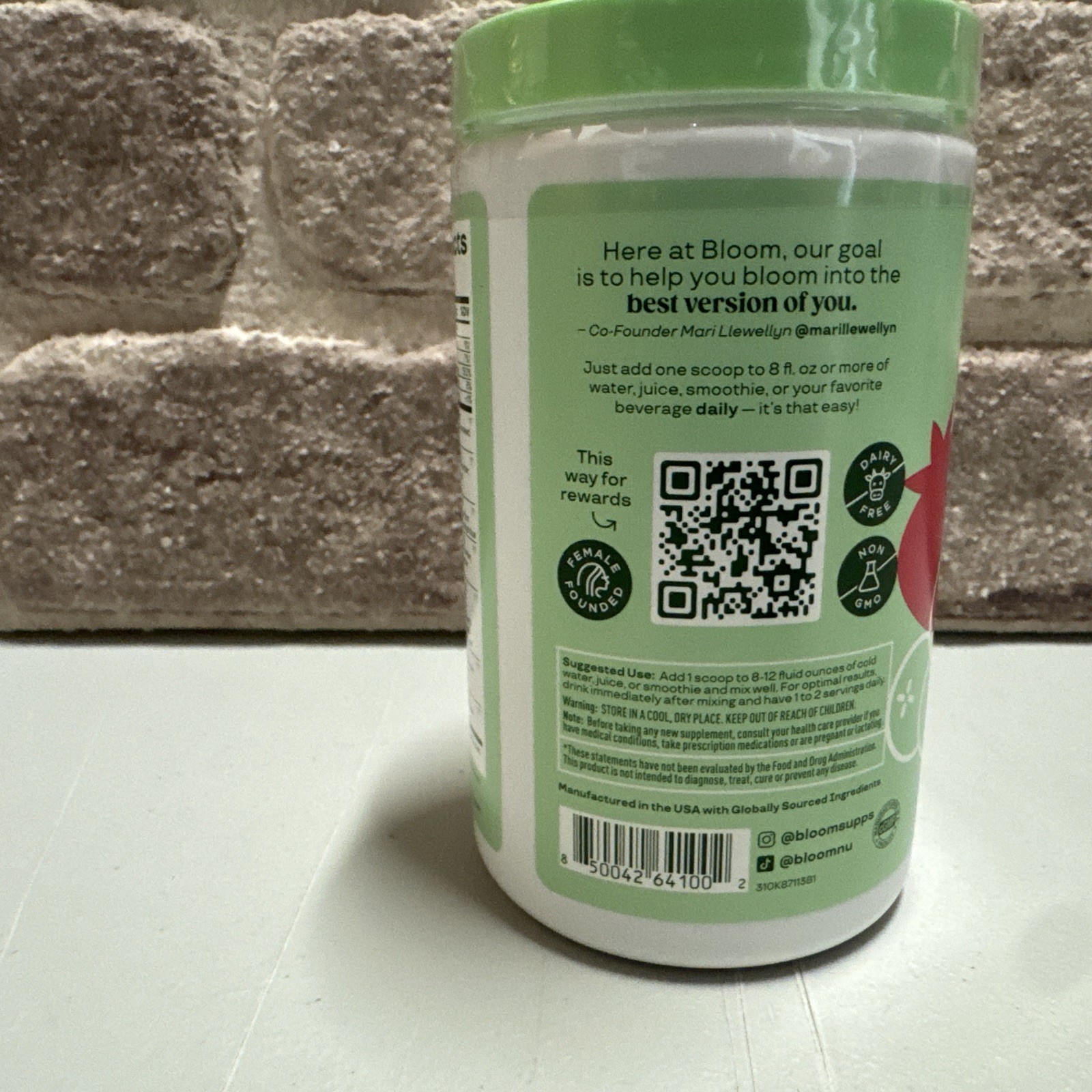 Bloom Nutrition Greens & Superfoods Berry 4.8oz (136g) EXP 05/2026, NEW, G