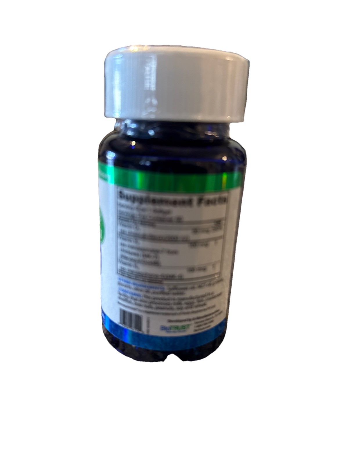 BioTrust Daily D3 + K2 dietary supplement. 60 Softgels Exp 6/26