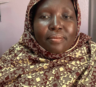 Madame Aissatou Alim, présidente de l'association APRODHAFIM