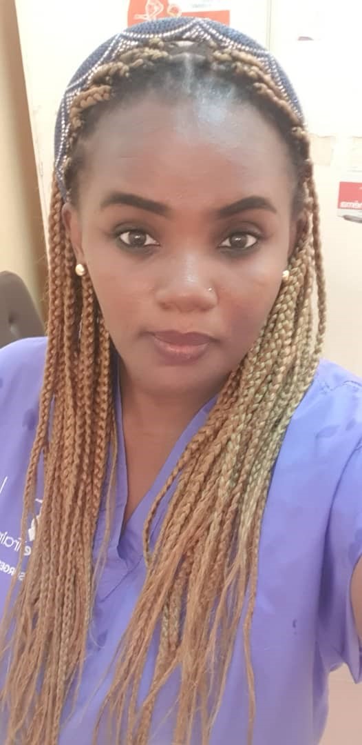 Dr ESSOMBA Danielle Larissa, Gynécologue Obstétricienne.